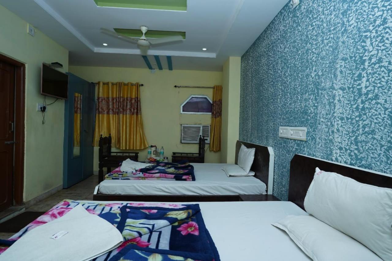 Hotel Gokul Palace Udaipur Exteriör bild